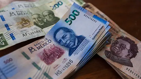 $50,000 MXN